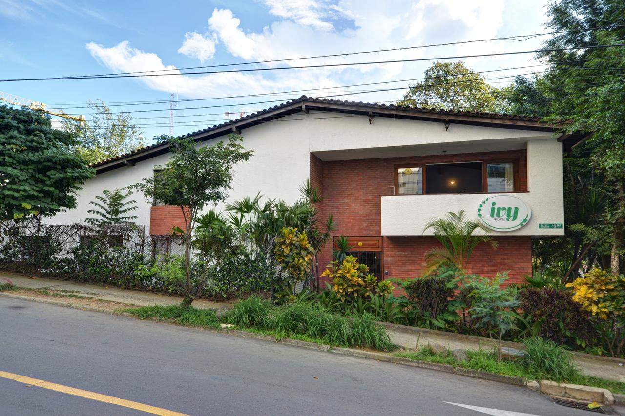 Ivy Hostel Medellín Extérieur photo